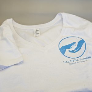 T-shirts femmes Une Patte Tendue